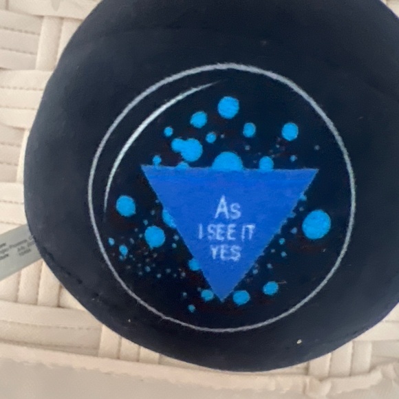 Magic eight ball stuffed animal - Picture 3 of 3